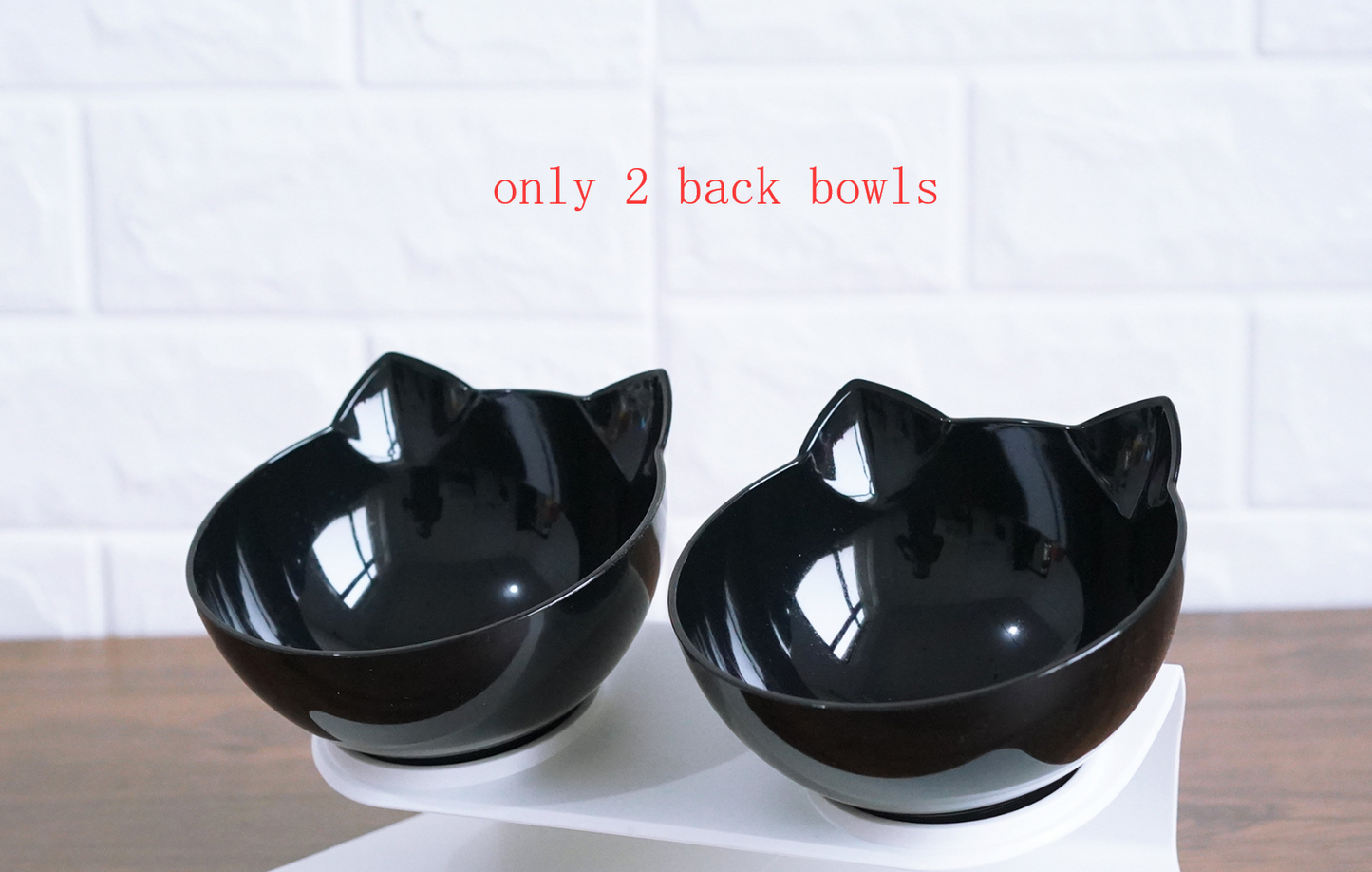 Stylish Cat Ear Pet Bowl: Inclined & Transparent Design